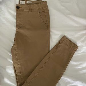 Skinny Khaki
